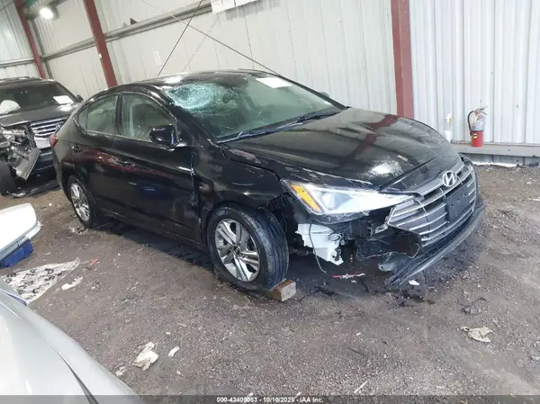 5NPD84LFXLH520585 2020 HYUNDAI ELANTRA - Image 1