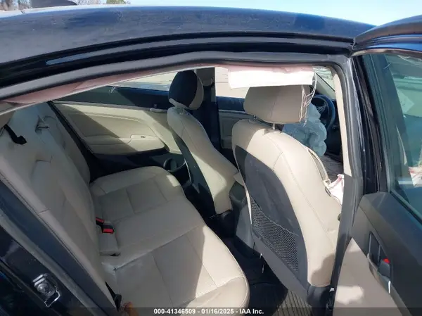 5NPD84LFXLH524202 2020 HYUNDAI ELANTRA - Image 8