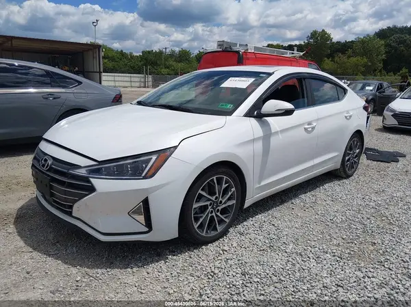 5NPD84LFXLH526113 2020 HYUNDAI ELANTRA - Image 2