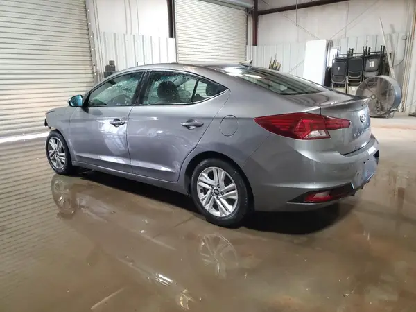 5NPD84LFXLH527875 2020 HYUNDAI ELANTRA - Image 2