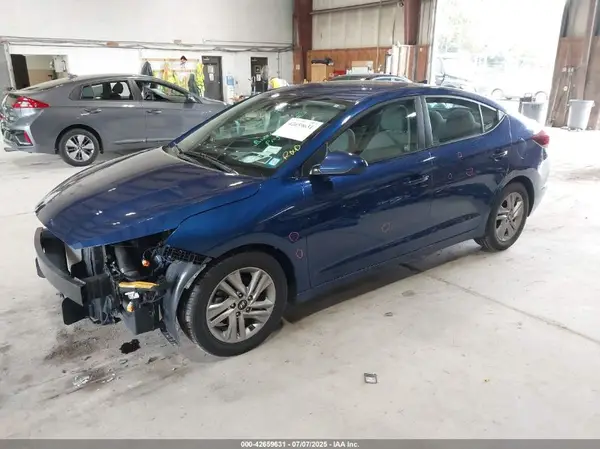 5NPD84LFXLH528945 2020 HYUNDAI ELANTRA - Image 2