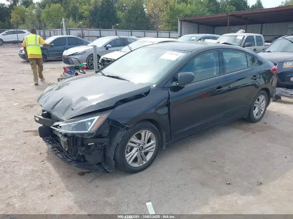 5NPD84LFXLH533496 2020 HYUNDAI ELANTRA - Image 2