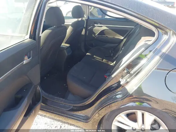 5NPD84LFXLH547463 2020 HYUNDAI ELANTRA - Image 8