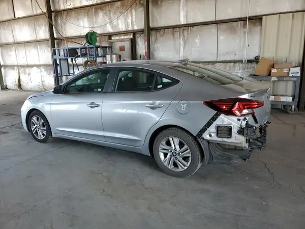 5NPD84LFXLH550802 2020 HYUNDAI ELANTRA - Image 2