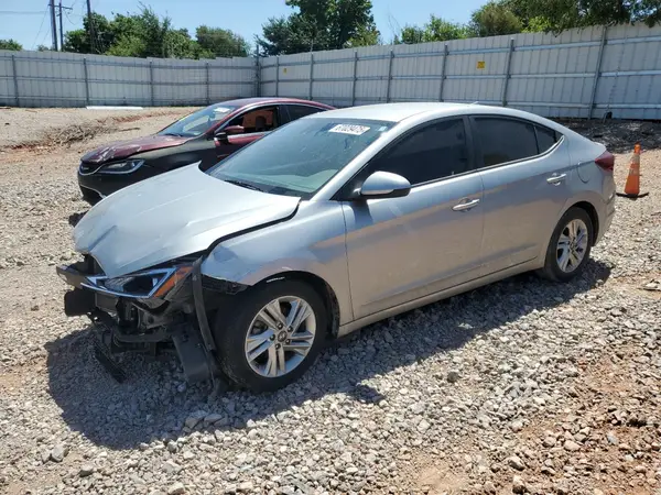 5NPD84LFXLH551447 2020 HYUNDAI ELANTRA - Image 1