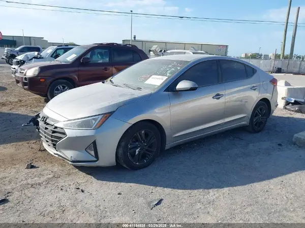 5NPD84LFXLH553487 2020 HYUNDAI ELANTRA - Image 2