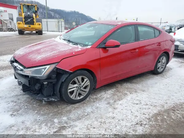 5NPD84LFXLH556096 2020 HYUNDAI ELANTRA - Image 2