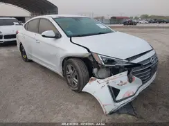 5NPD84LFXLH557474 2020 HYUNDAI ELANTRA