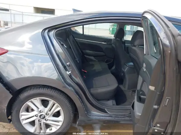 5NPD84LFXLH557572 2020 HYUNDAI ELANTRA - Image 8