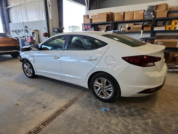 5NPD84LFXLH559757 2020 HYUNDAI ELANTRA - Image 2
