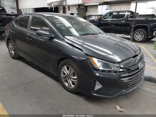 5NPD84LFXLH559967 2020 HYUNDAI ELANTRA - Image 1