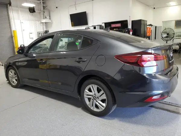 5NPD84LFXLH569527 2020 HYUNDAI ELANTRA - Image 2
