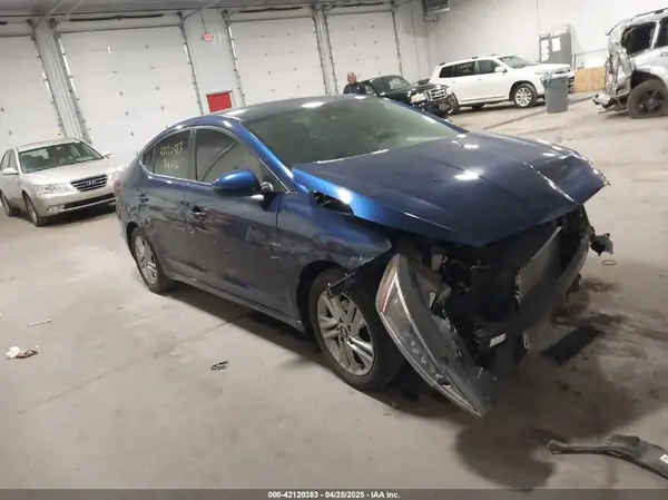 5NPD84LFXLH569916 2020 HYUNDAI ELANTRA - Image 1