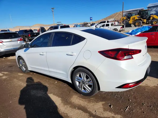 5NPD84LFXLH571505 2020 HYUNDAI ELANTRA - Image 2