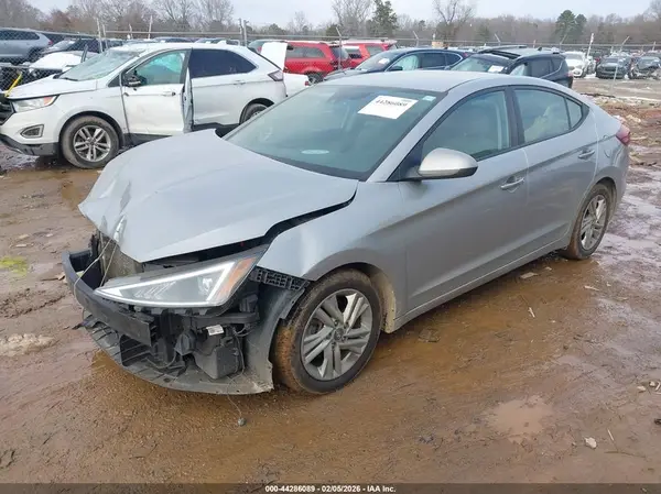 5NPD84LFXLH576283 2020 HYUNDAI ELANTRA - Image 2