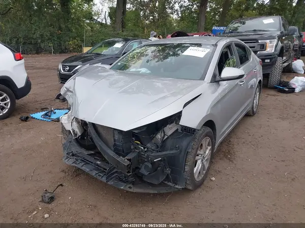 5NPD84LFXLH579734 2020 HYUNDAI ELANTRA - Image 2