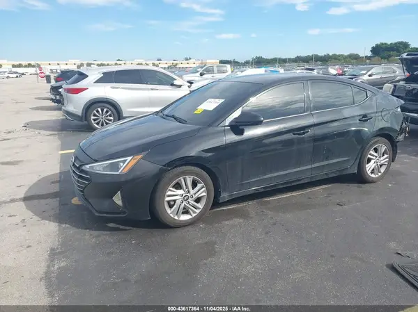 5NPD84LFXLH582102 2020 HYUNDAI ELANTRA - Image 2