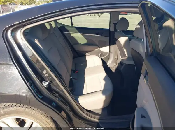 5NPD84LFXLH584738 2020 HYUNDAI ELANTRA - Image 8