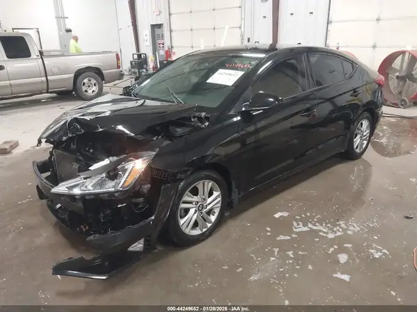 5NPD84LFXLH589566 2020 HYUNDAI ELANTRA - Image 2
