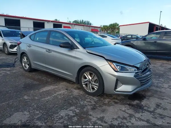 5NPD84LFXLH590121 2020 HYUNDAI ELANTRA - Image 1