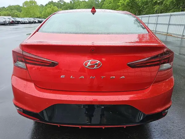 2020 HYUNDAI ELANTRA auction photo 6