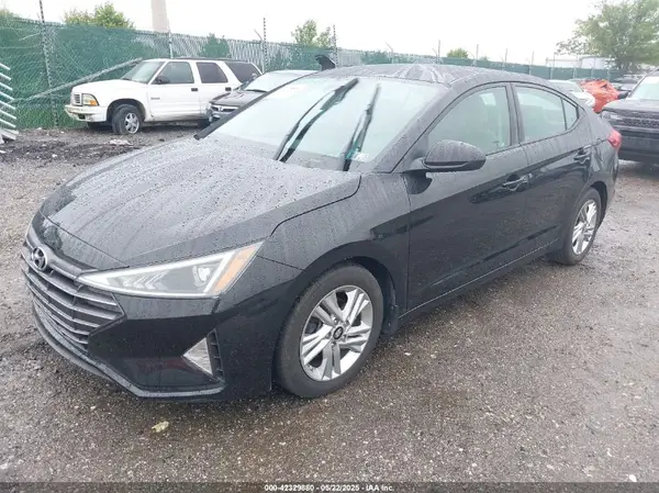 5NPD84LFXLH592032 2020 HYUNDAI ELANTRA - Image 2