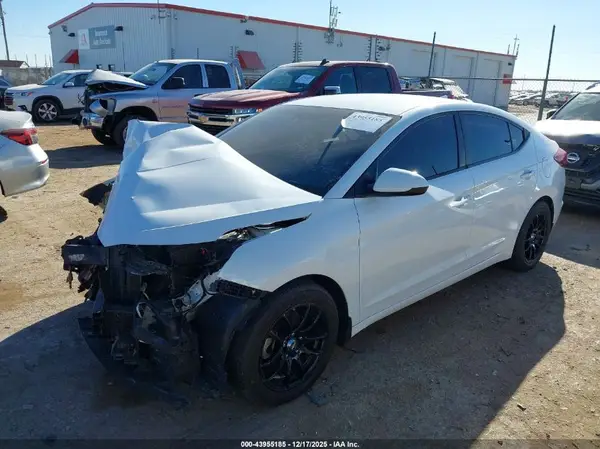 5NPD84LFXLH596503 2020 HYUNDAI ELANTRA - Image 2