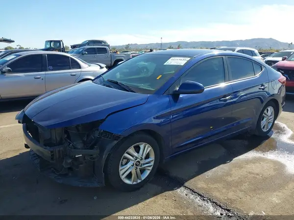 5NPD84LFXLH597831 2020 HYUNDAI ELANTRA - Image 2