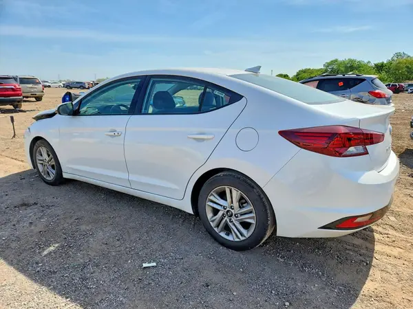 5NPD84LFXLH603918 2020 HYUNDAI ELANTRA - Image 2