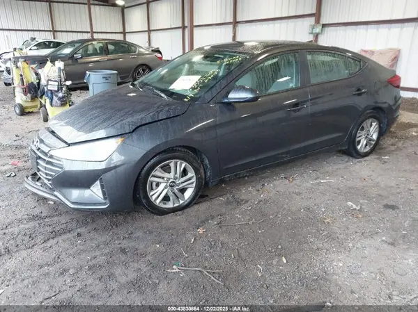 5NPD84LFXLH613557 2020 HYUNDAI ELANTRA - Image 2