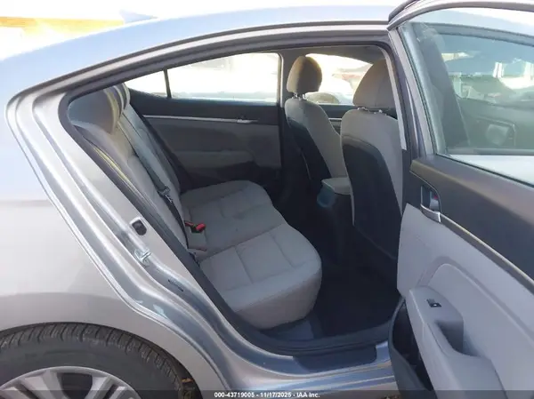 5NPD84LFXLH614224 2020 HYUNDAI ELANTRA - Image 8