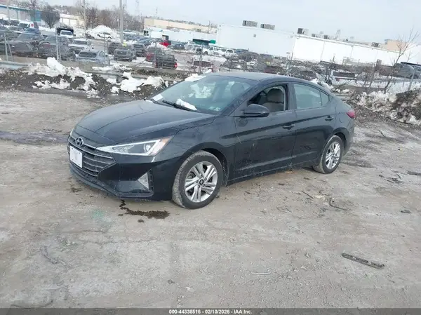5NPD84LFXLH614787 2020 HYUNDAI ELANTRA - Image 2