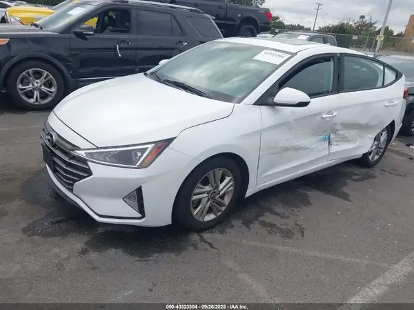 5NPD84LFXLH624753 2020 HYUNDAI ELANTRA - Image 2