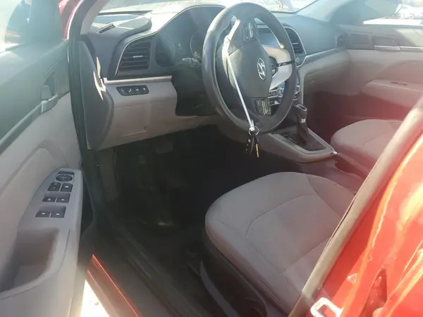 5NPD84LFXLH630472 2020 HYUNDAI ELANTRA - Image 8