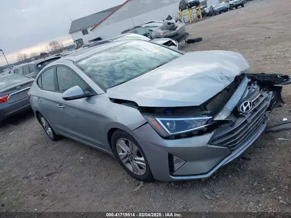 5NPD84LFXLH631086 2020 HYUNDAI ELANTRA - Image 1