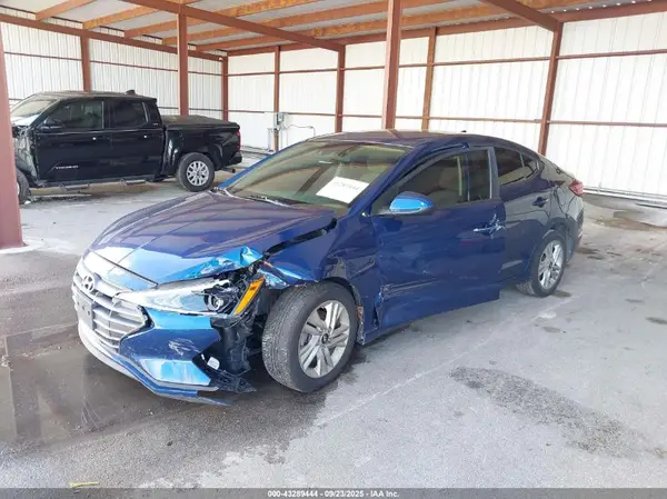 5NPD84LFXLH631105 2020 HYUNDAI ELANTRA - Image 2