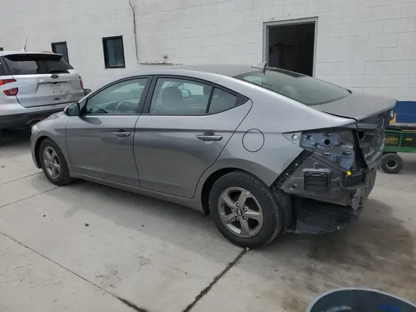 5NPD94LA1JH305322 2018 HYUNDAI ELANTRA - Image 2