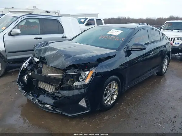 5NPD94LA1KH473415 2019 HYUNDAI ELANTRA - Image 2