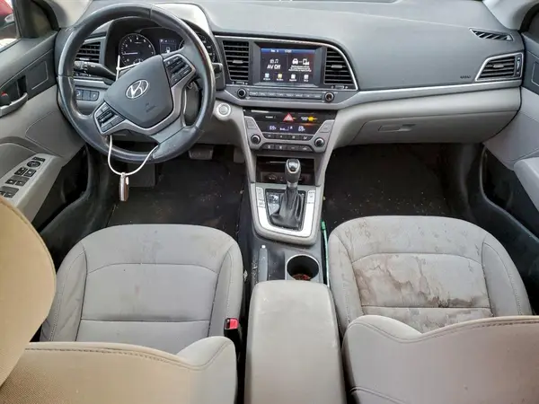 5NPD94LA2JH307032 2018 HYUNDAI ELANTRA - Image 8