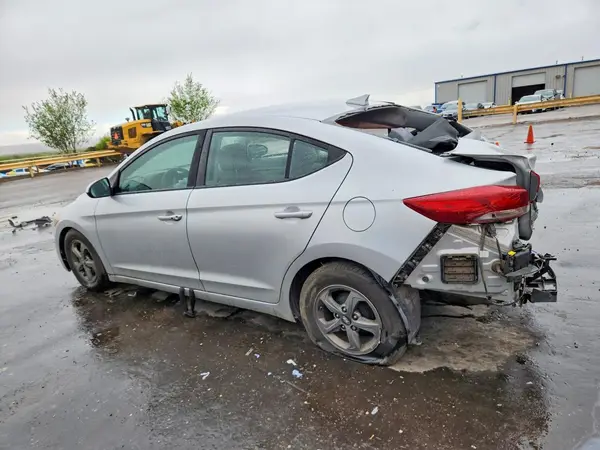 5NPD94LA3HH076586 2017 HYUNDAI ELANTRA - Image 2