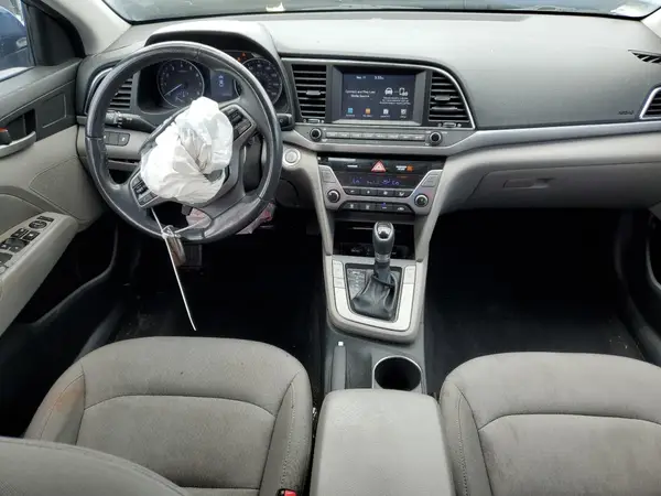 5NPD94LA3JH307136 2018 HYUNDAI ELANTRA - Image 8