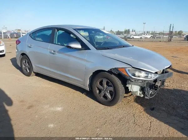 5NPD94LA5HH075360 2017 HYUNDAI ELANTRA - Image 1