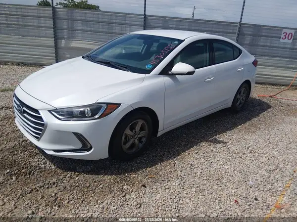 5NPD94LA5HH075519 2017 HYUNDAI ELANTRA - Image 2