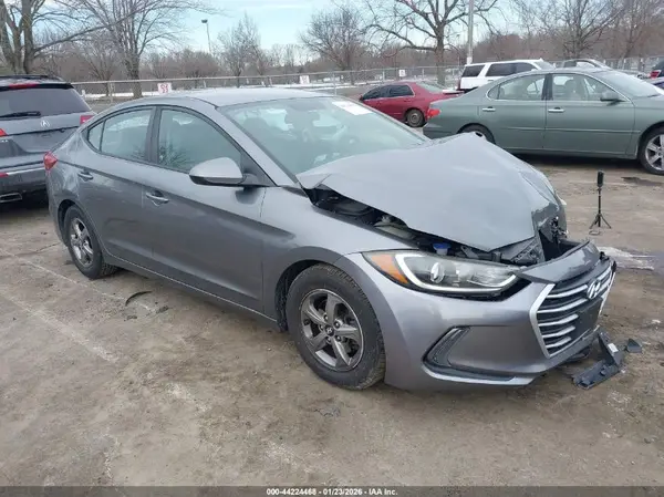 5NPD94LA5JH343250 2018 HYUNDAI ELANTRA - Image 1