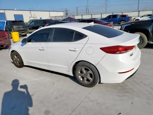 5NPD94LA7HH062156 2017 HYUNDAI ELANTRA - Image 2