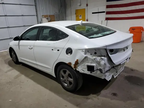 5NPD94LA7HH070628 2017 HYUNDAI ELANTRA - Image 2