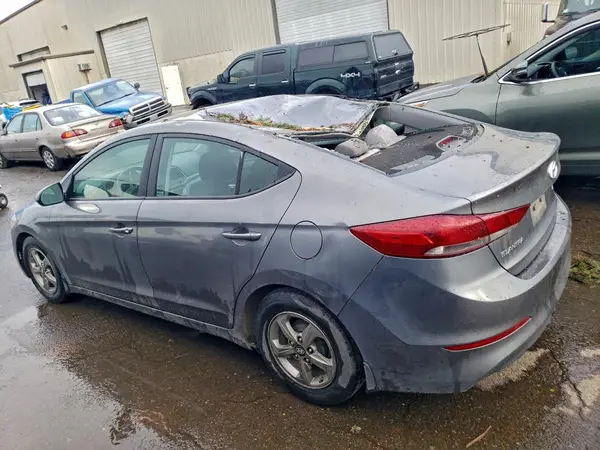 5NPD94LA7JH273914 2018 HYUNDAI ELANTRA - Image 2
