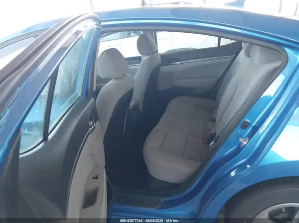 5NPD94LA8JH306287 2018 HYUNDAI ELANTRA - Image 8