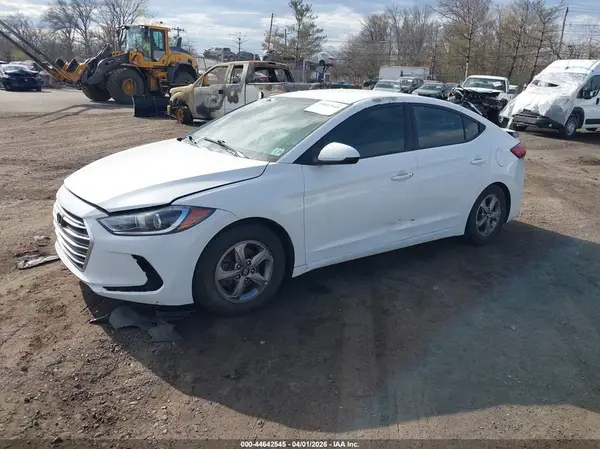 5NPD94LA8JH354713 2018 HYUNDAI ELANTRA - Image 2