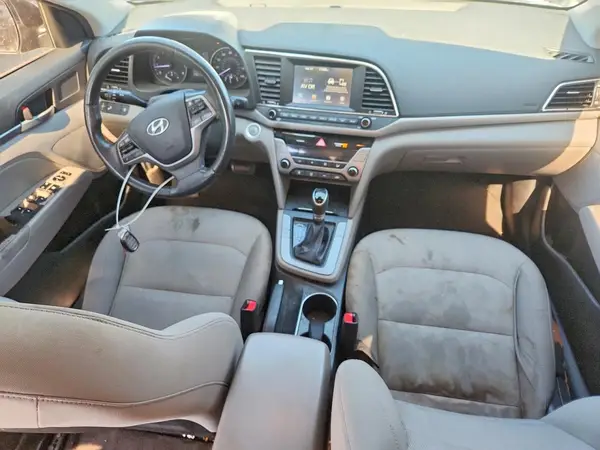 5NPD94LA9JH306069 2018 HYUNDAI ELANTRA - Image 8